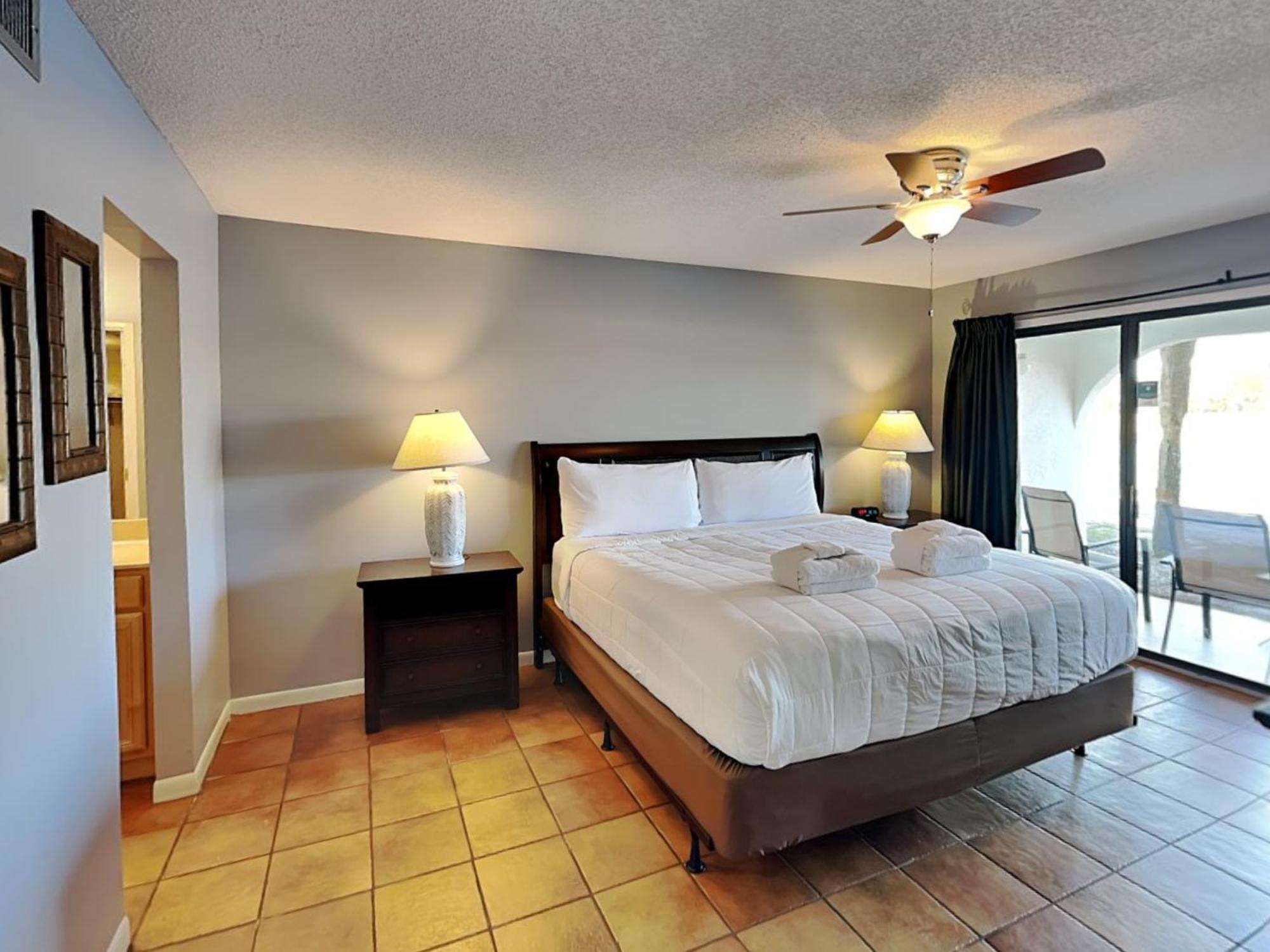 Edgewater 1402 *